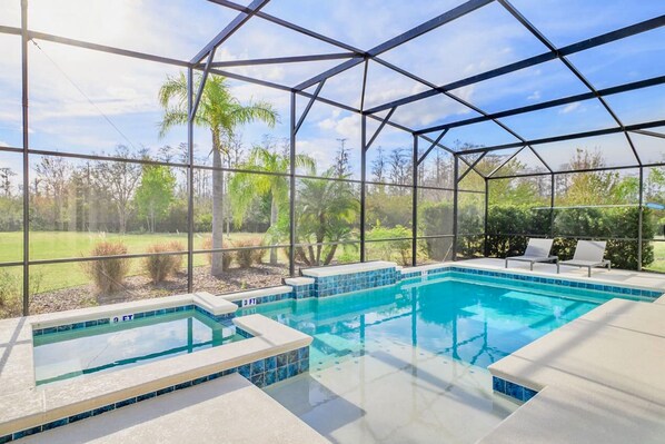 House | 15 bedrooms, Internet - Upstay - 32 Guest Home - Pool Hot Tub and Games (Kissimmee)