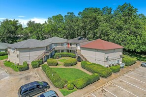 Apartment, Accessible | Desk, Internet