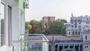 Apartemen, balkon | Balkon