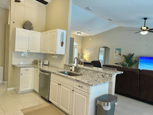 Pool Retreat & Minutes to the Beach!