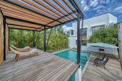 Royal Arkadia Villa managed by Nusantara Hospitality