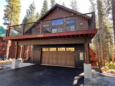 Spacious Cabin near Sugar Ski Resort