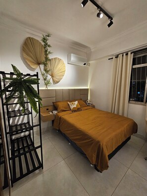 2 Schlafzimmer, Schreibtisch, Bügeleisen/Bügelbrett, kostenloses WLAN