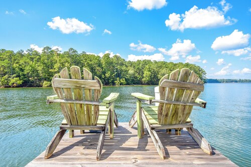 Southern Comfort by Lake Martin Vibe, sleeps 10!