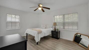 3 soveværelser, strygejern/strygebræt, Wi-Fi, sengetøj