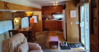 RV in Belleview - Near The Villages and Ocala