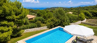 Villa Eudora - Two Bedroom Villa, Sleeps 4