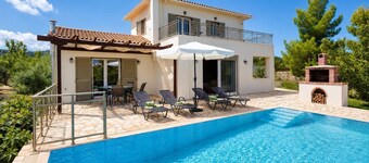 Villa Eudora - Two Bedroom Villa, Sleeps 4