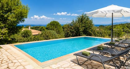 Villa Eudora - Two Bedroom Villa, Sleeps 4
