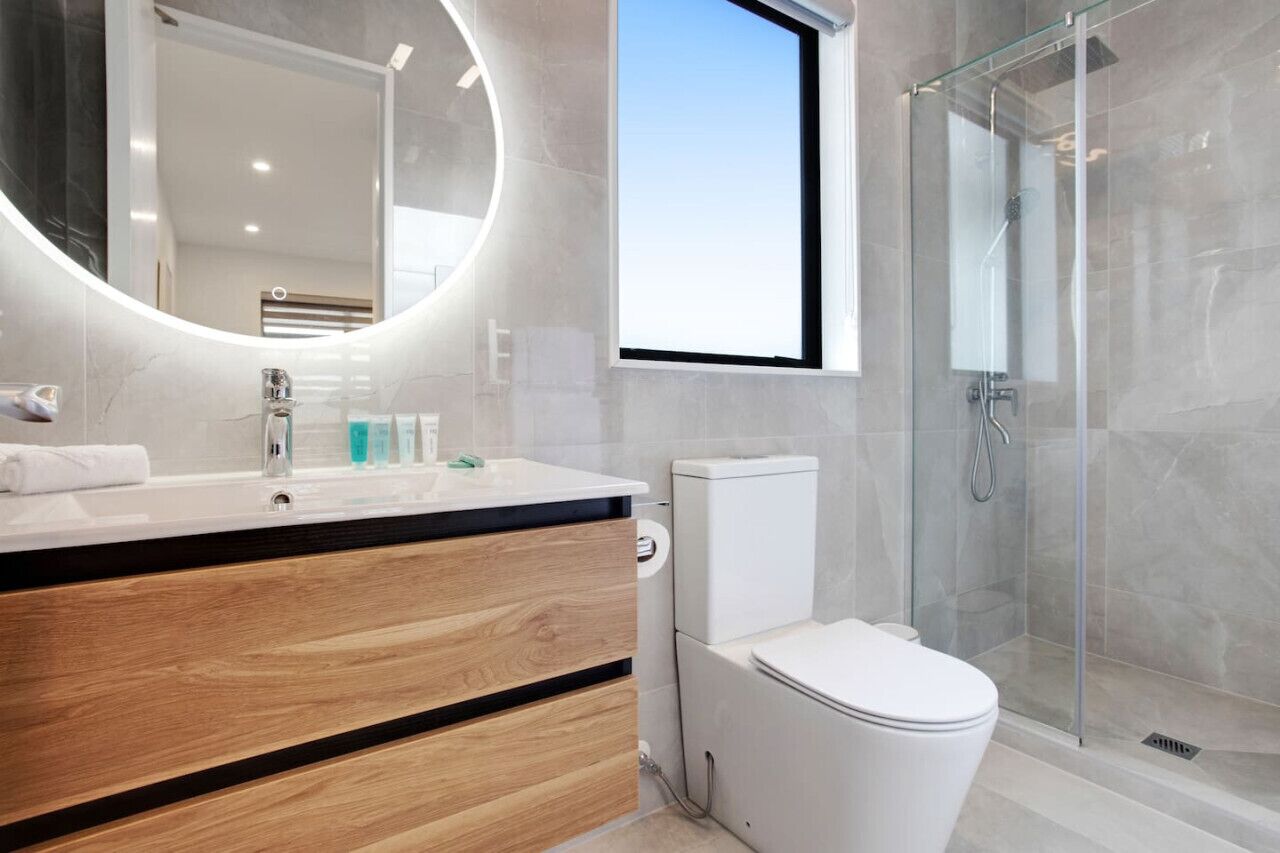 Hair dryer, towels