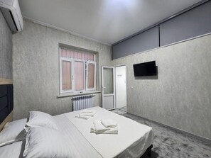 Bureau, espace de travail pour ordinateurs portables