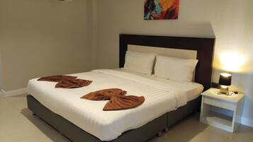 Habitació Deluxe | Escriptori, cortines opaques, wifi gratuïta i roba de llit