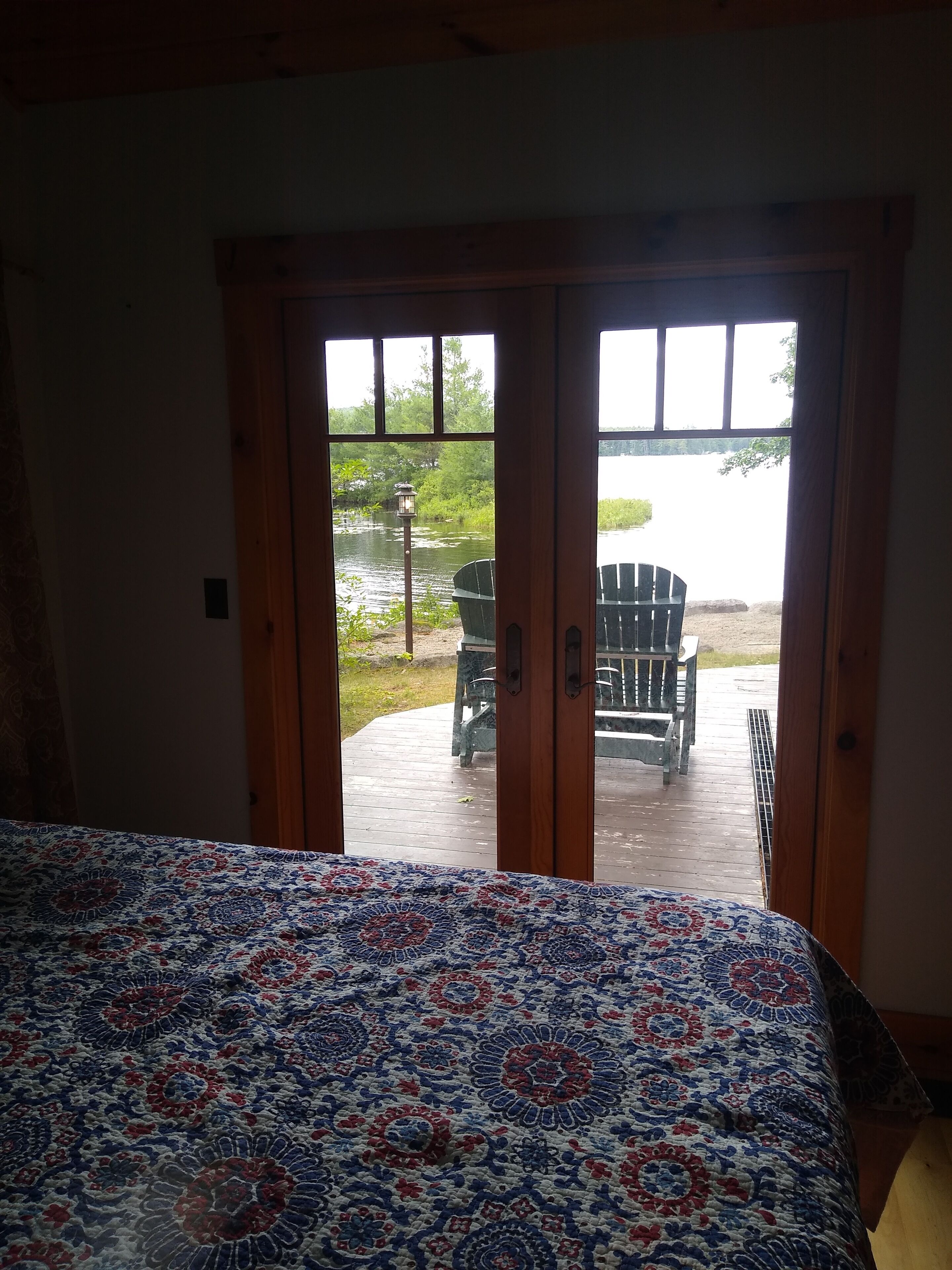 4 عدّة غرف نوم ومكواة/لوح كي وواي فاي مجانًا وملاءات أسرّة