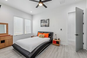 3 bedrooms, WiFi, bed sheets