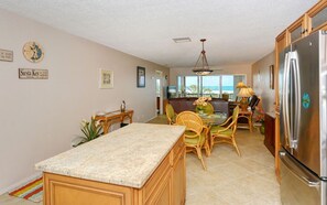 Interior - Siesta Key Beach Gem 2 Bed 2 Bath with Full Gulf Views Steps to Beach (Siesta Key)
