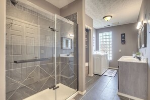 مجففات شعر، مناشف