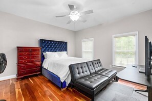 5 soverom, strykejern/-brett, wi-fi og sengetøy