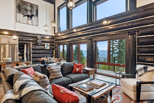 Televisión, chimenea