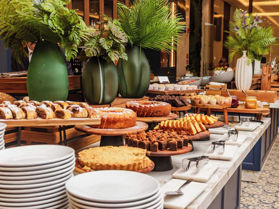 Free daily buffet breakfast