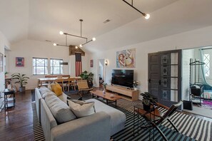 Smart-TV, Stereoanlage