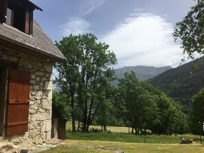 Enceinte de lâhĂ©bergement