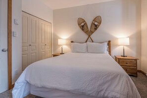 2 chambres, accès au Wi-Fi (inclus), literie fournie