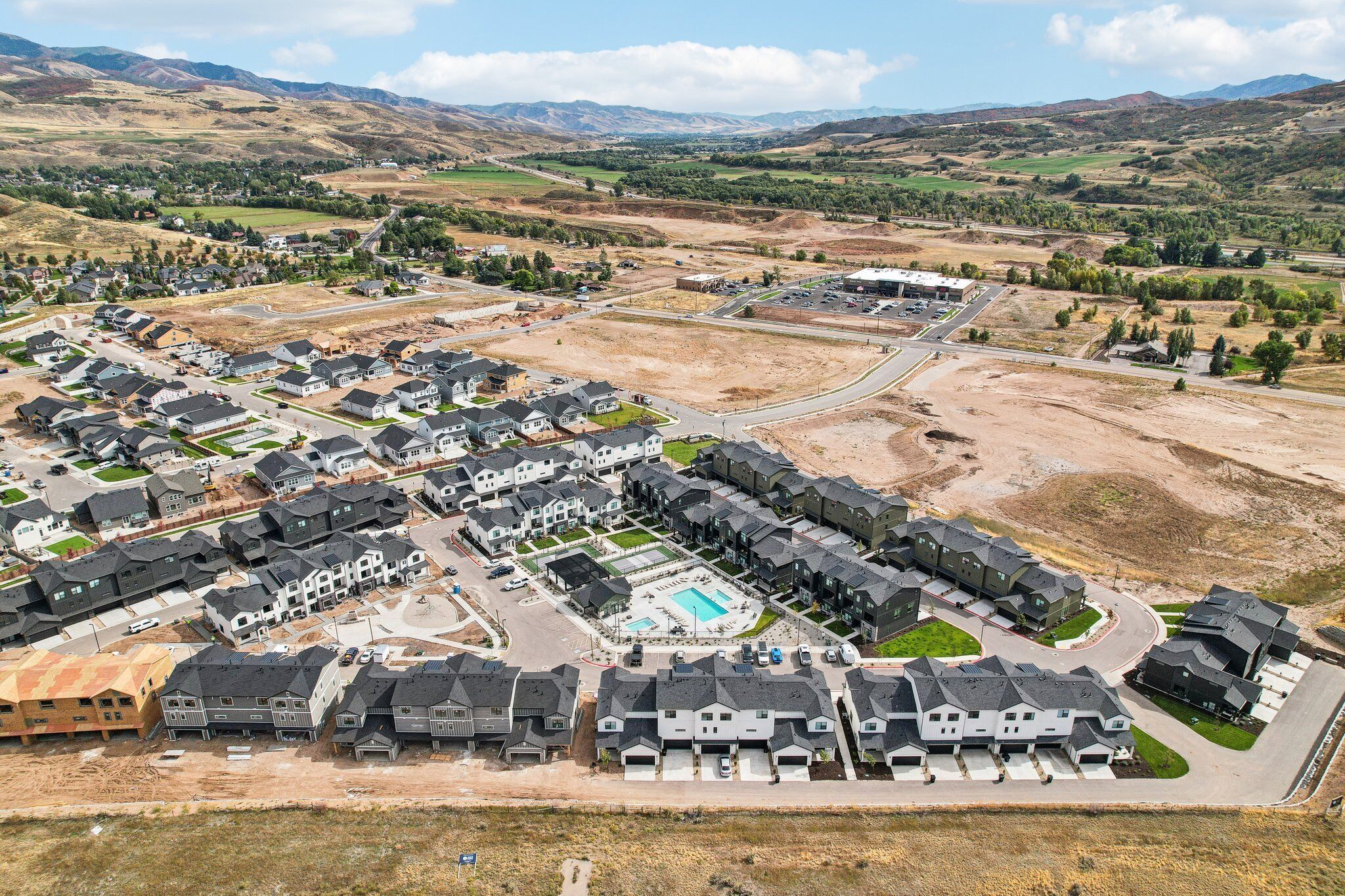 المنشأة من الخارج