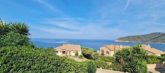 Apartment with balcony and 360° sea view