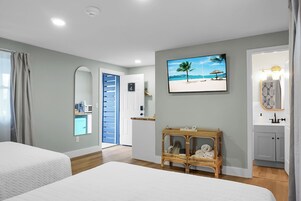 Habitación Confort doble, 2 camas de matrimonio, no fumadores, Se admiten mascotas | Cortinas opacas y wifi gratis