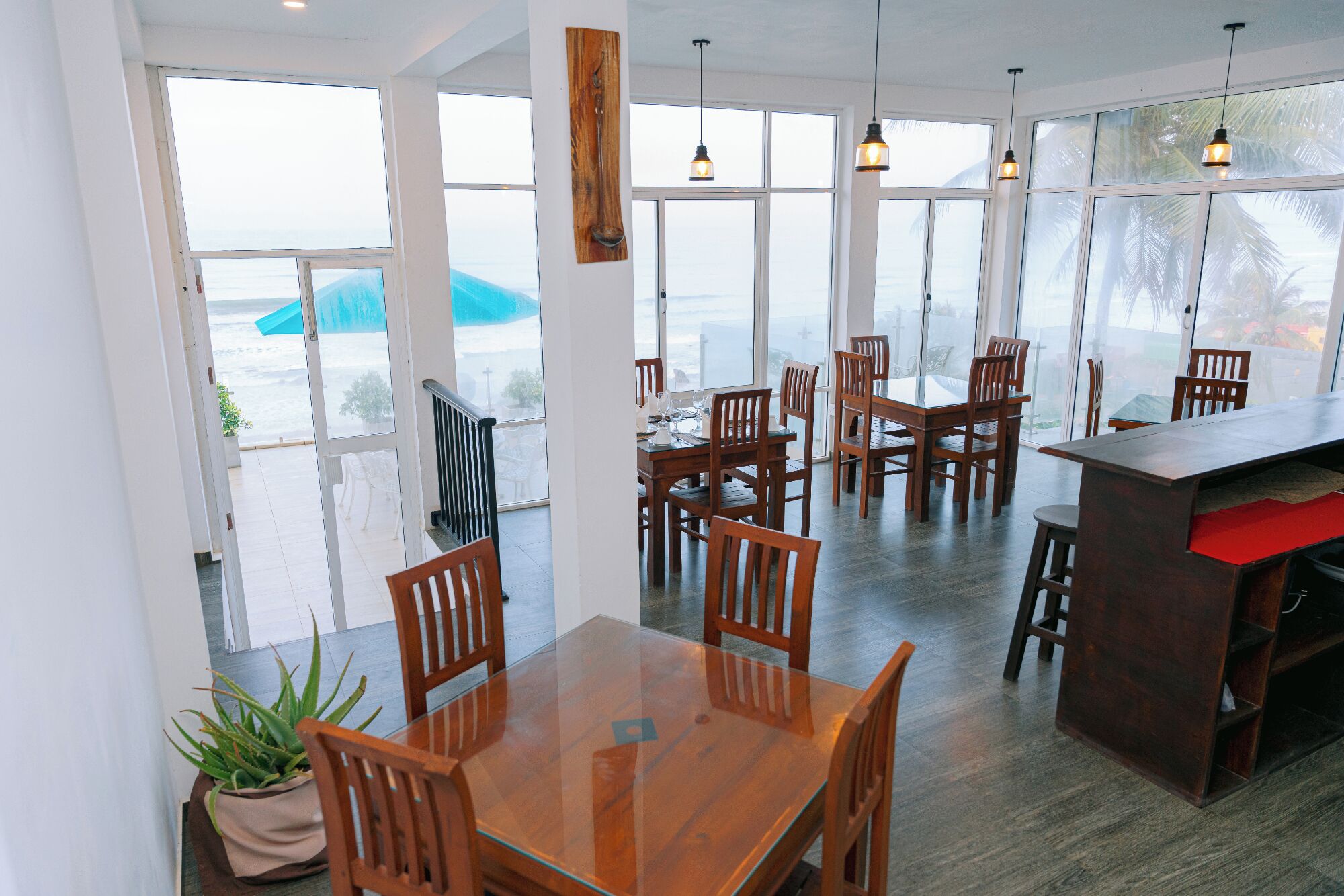 Breakfast served, sea views 