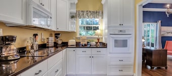 Low Country Living-Deep water dock, Gorgeous views