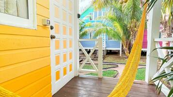 Standard Cabin, Garden View