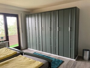 6 Schlafzimmer, Bügeleisen/Bügelbrett, WLAN, Bettwäsche