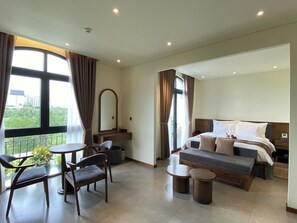 Superior Studio, Balcony, Garden View | Minibar, individually decorated, individually furnished, desk - JB Serviced Apartment Phu Quoc (Phu Quoc)