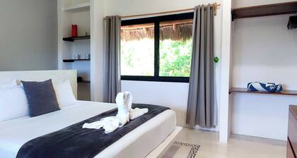 Sea View, 2BR Condo, Full Kitchen, Balcony, C8