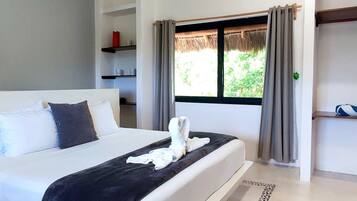 2 Schlafzimmer, Zimmersafe, Schreibtisch, Bügeleisen/Bügelbrett