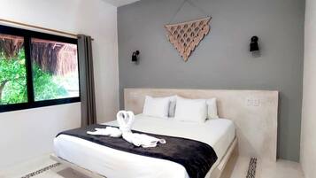 2 bedrooms, iron/ironing board, free WiFi, bed sheets