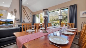 Dining - Aspect 4 - Central Village (Central Village)