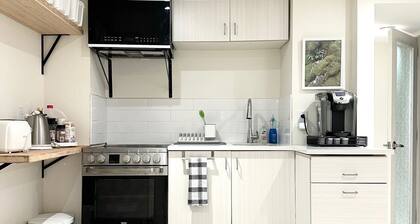 AAA location. Best location in Waterloo. Private Larger Bedroom A