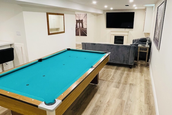 Spielezimmer