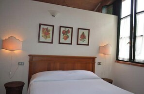 2 slaapkamers, een strijkplank/strijkijzer, wifi, beddengoed