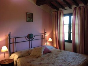 1 غرفة نوم وواي فاي وملاءات أسرّة