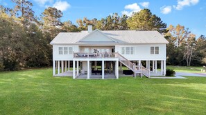 Exterior - Deep water/Marsh View, Sleeps 10 (Midway)