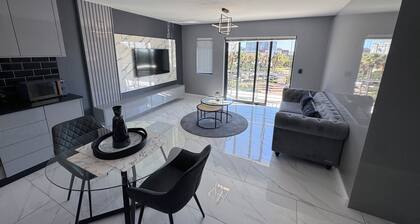 Knightsbridge Luxury Apartments Century City by Vvip Bookings