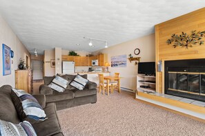 Apartment (1 Bedroom) | Exterior - East Bay Condos #111 By Summit County Mountain Retreats (Dillon)