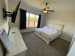 4 habitaciones, escritorio, wifi gratis y ropa de cama 