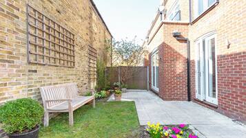 Deluxe House | Terrace/patio
