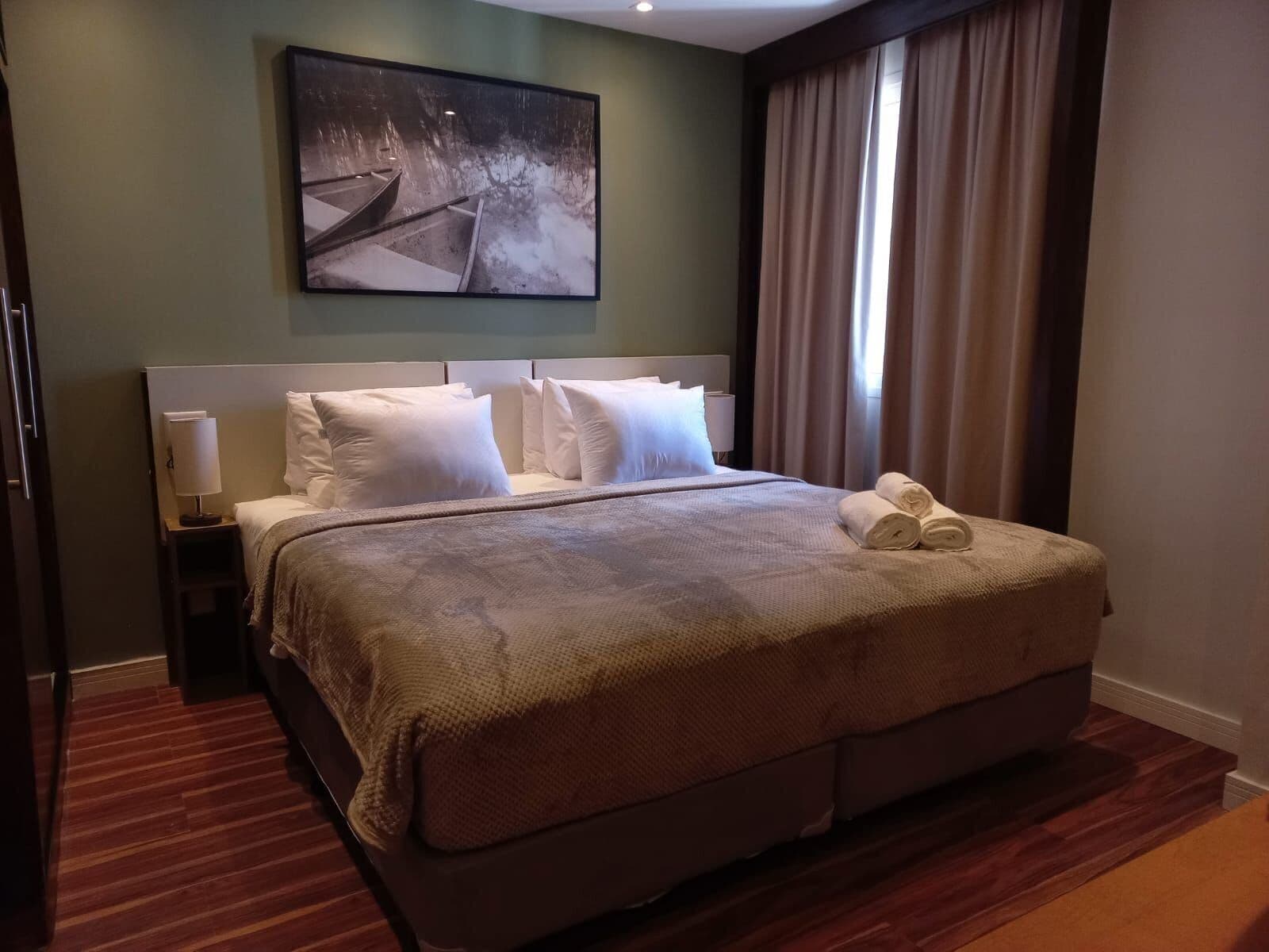 Căn hộ | Két bảo mật tại phòng, bàn ủi/dụng cụ ủi quần áo 