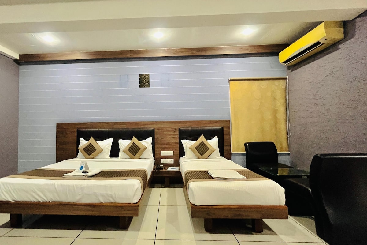 Superior Triple Room | Desk, WiFi (free)