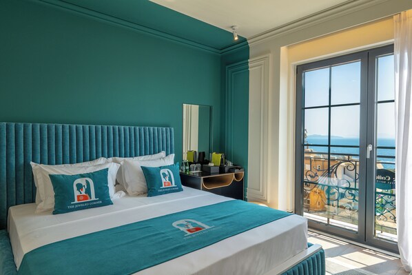 Superior Double or Twin Room, Non Smoking | Room amenity